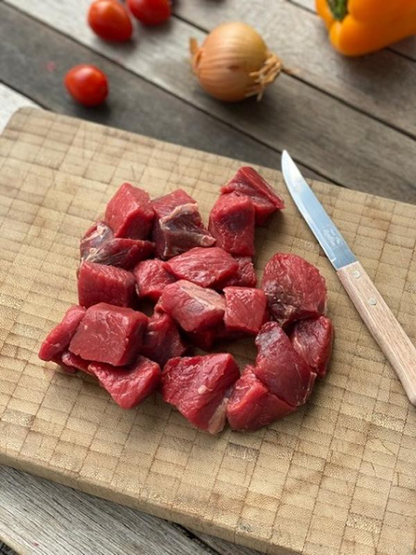 Produktfoto zu Rind, Gulasch, ca. 500g